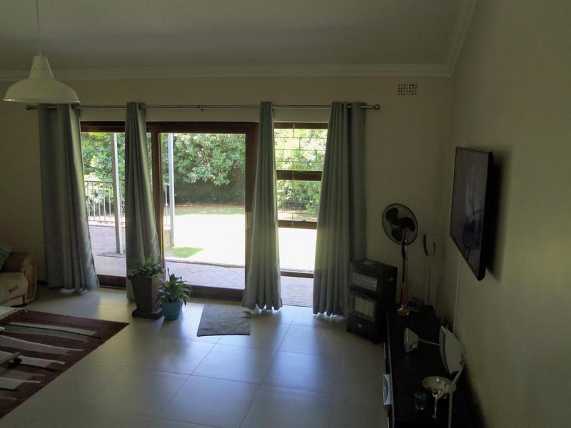 To Let 4 Bedroom Property for Rent in Sonstraal Western Cape